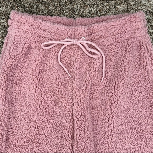 Mauve Faux Fur Sherpa Lounge Pants - Picture 3 of 10